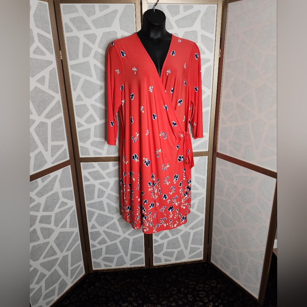 The Limited Floral Wrap Dress | Size 2X